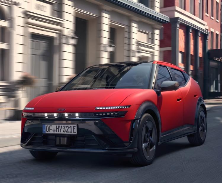 The Hyundai IONIQ 3 gallery image 1