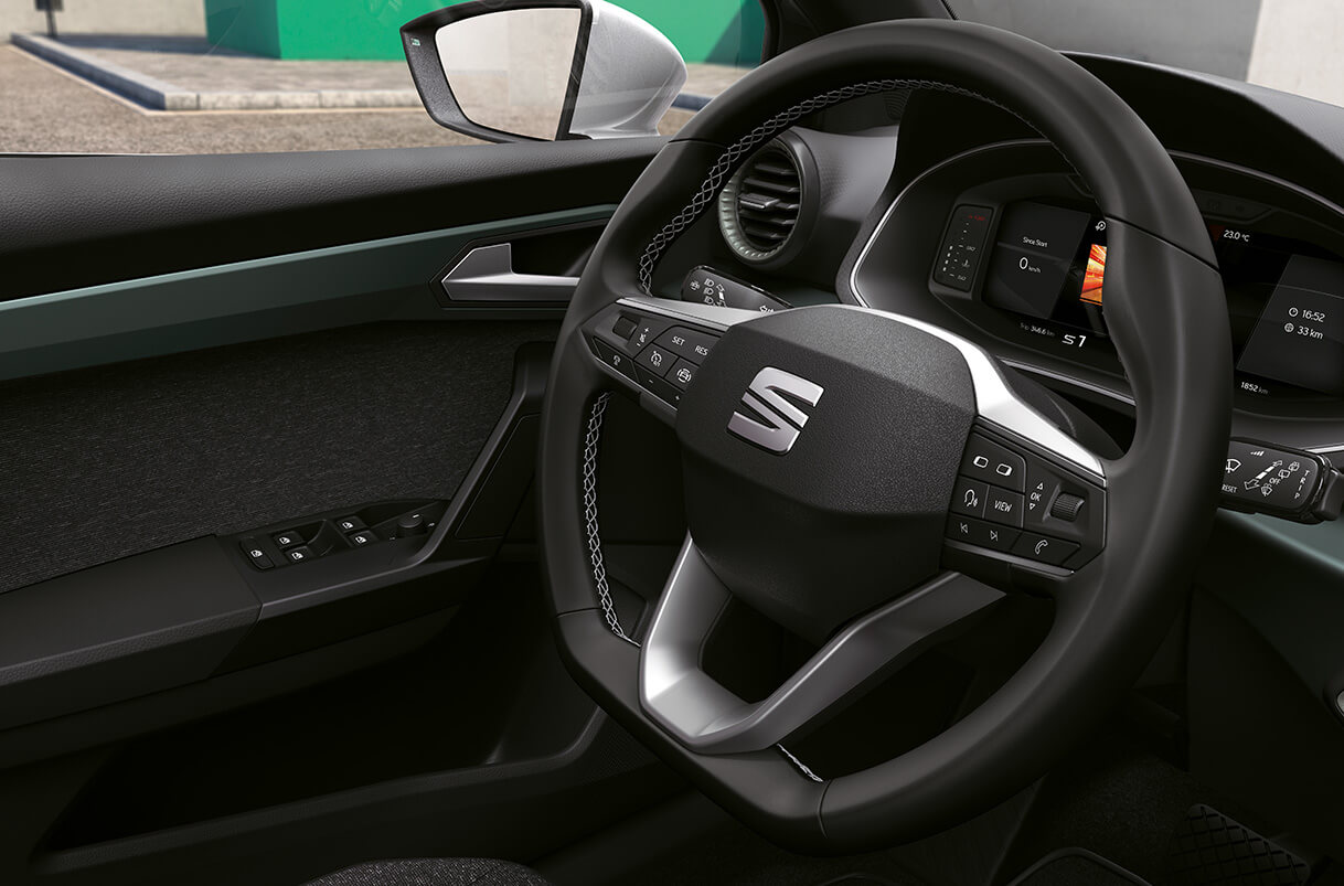 Arona multifunctional steering wheel