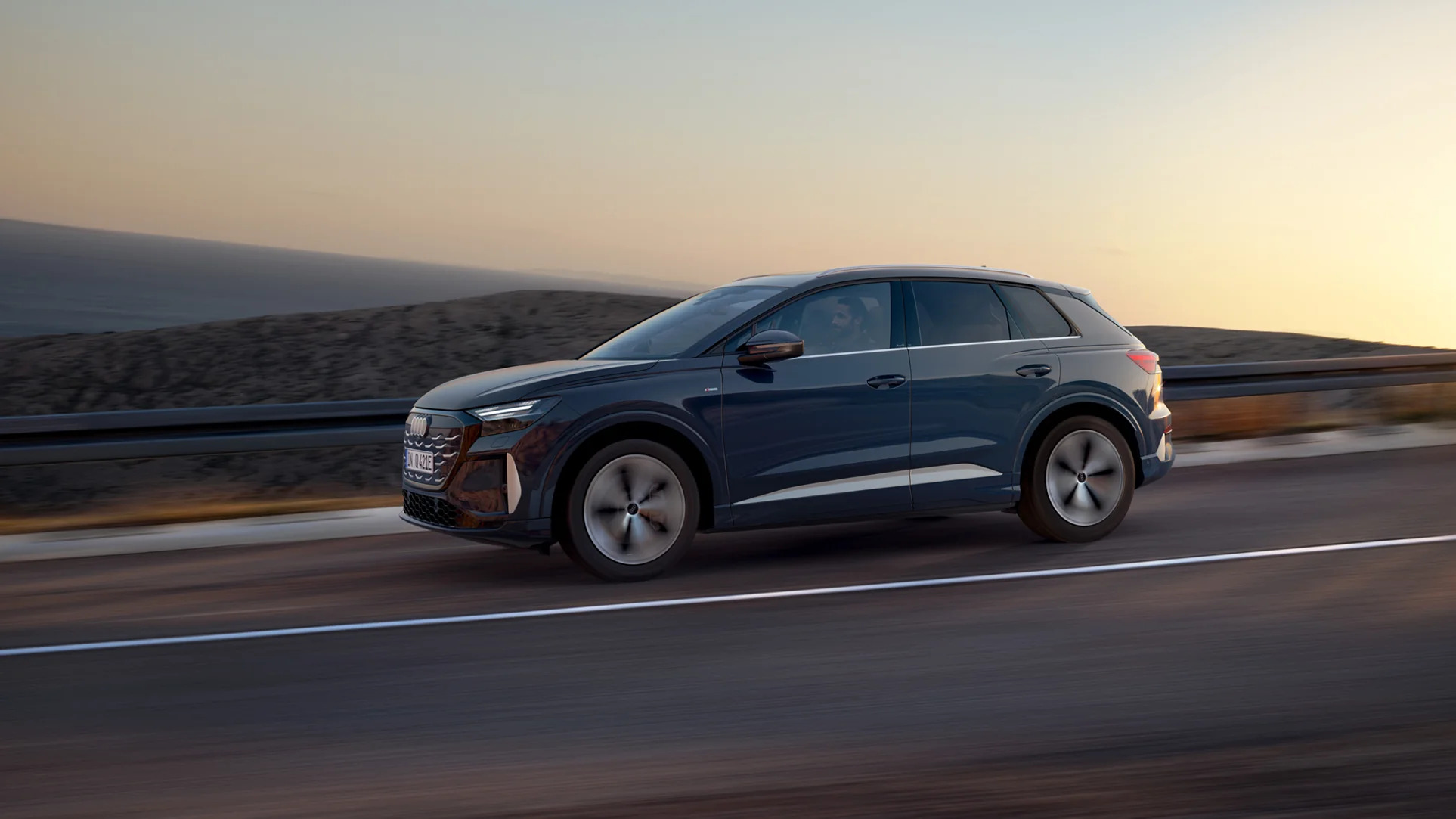 Audi Q4 e-tron SUV 