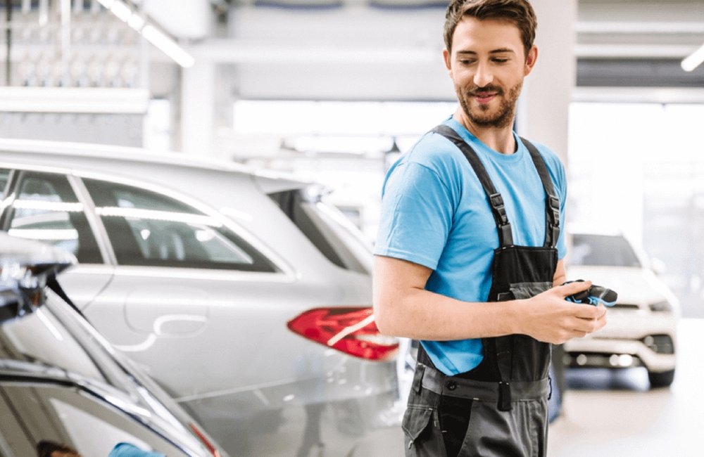 Mercedes service