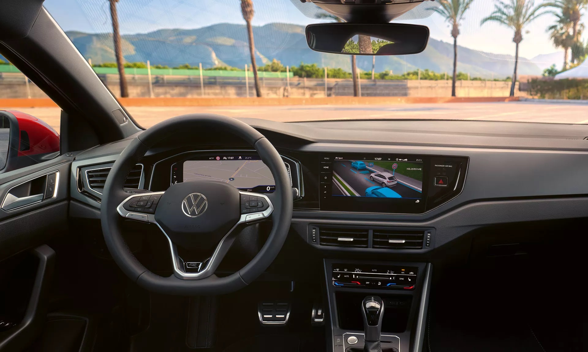 steering wheel and multimedia system