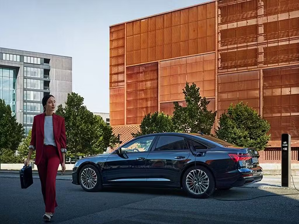 Audi A6 Saloon TFSI e Exterior