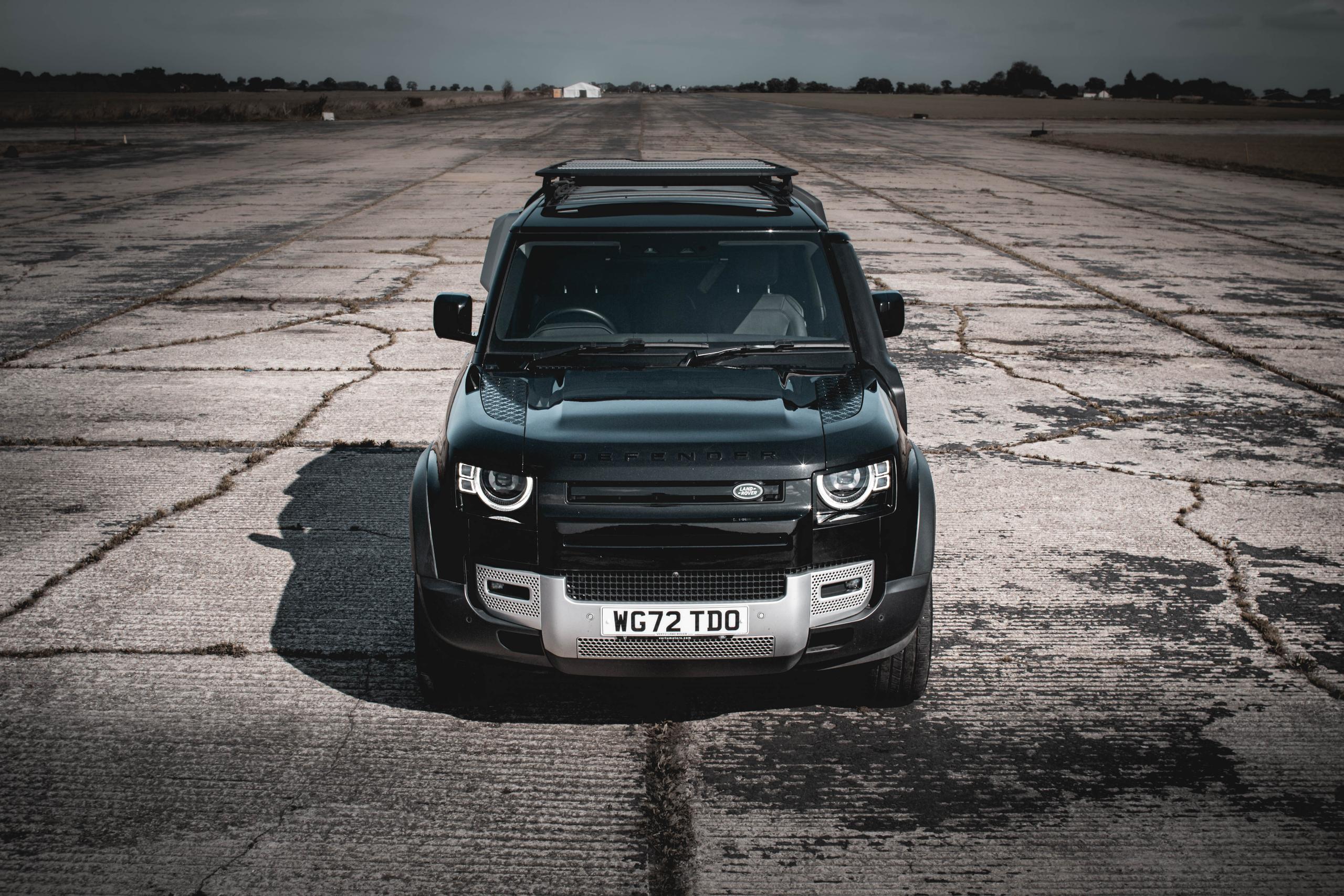 land rover defender 90 front view