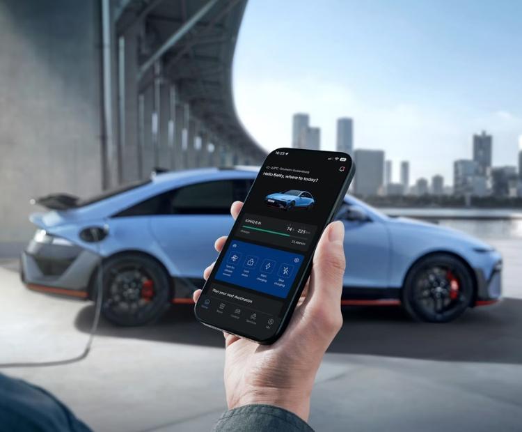 The Hyundai IONIQ 6 N gallery image 4