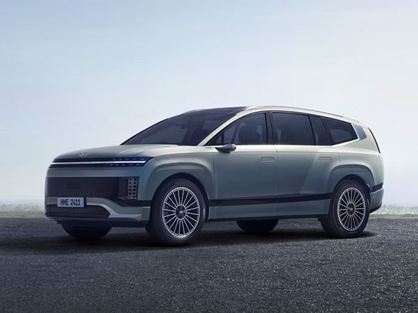 IONIQ 9