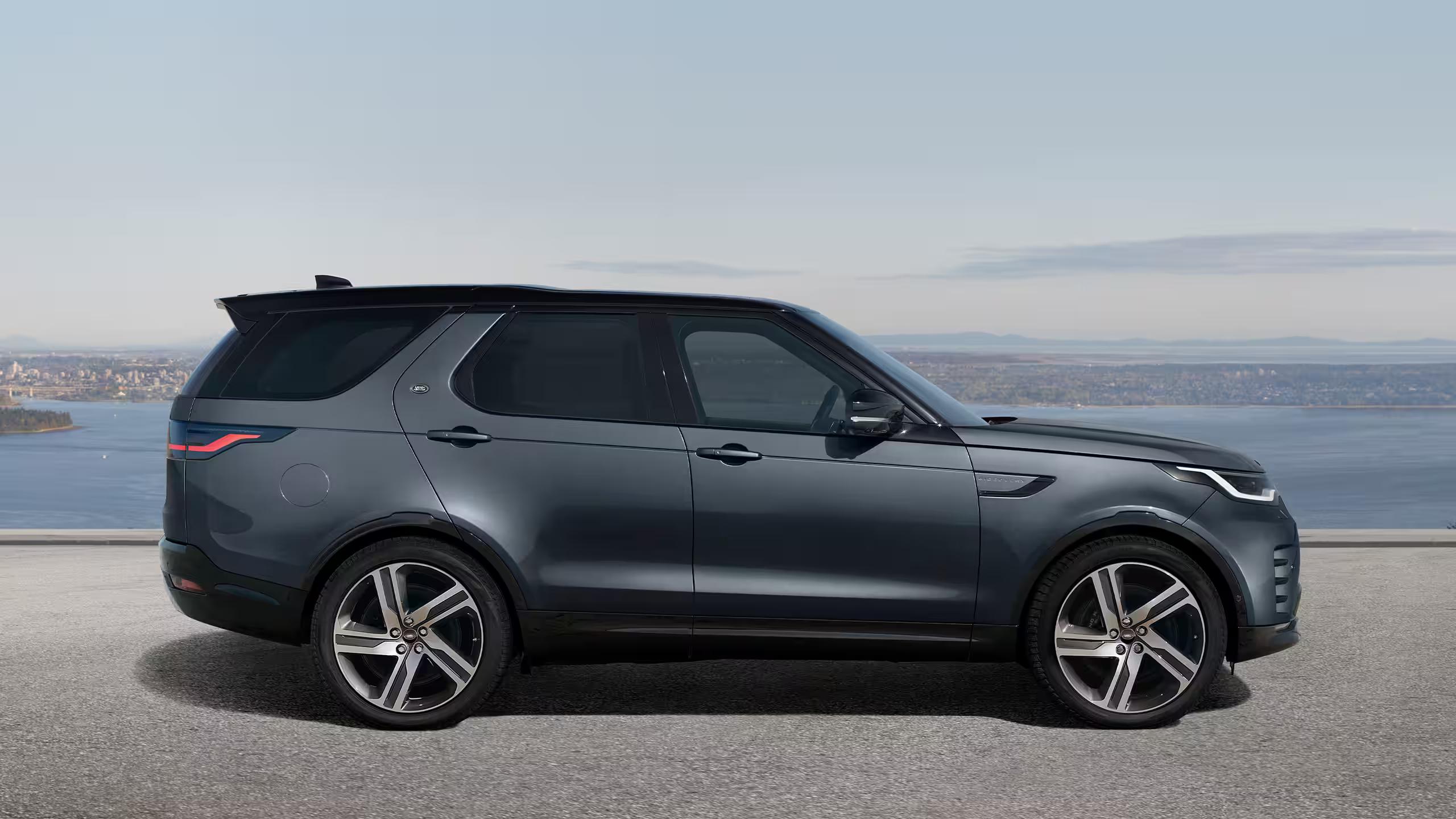 Grey Land Rover Discovery Side View