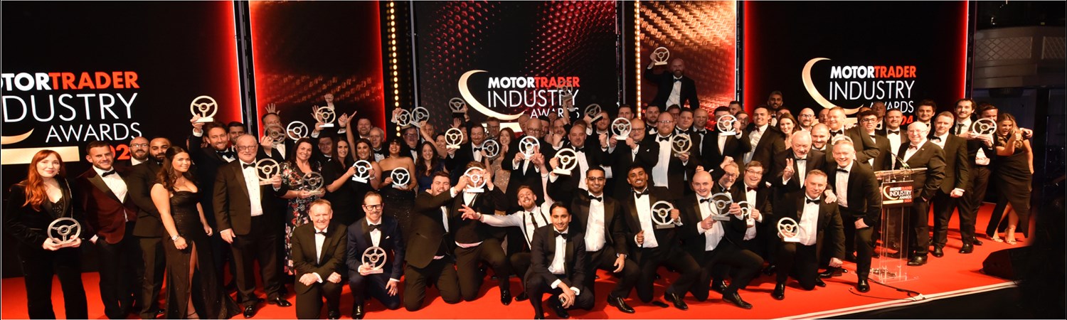 Fresh Motors triumphs at the 2024 MotorTrader Industry Awards!
