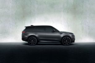 Side view of Range Rover Sport