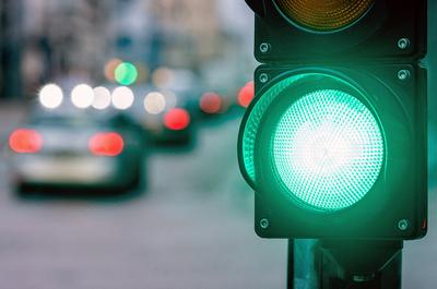 Drivers see red if kept waiting on green