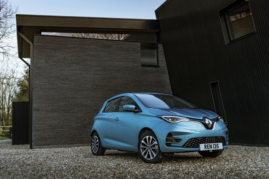 RENAULT ZOE E-TECH ELECTRIC RETAINS TITLE OF BEST USED ELECTRIC SMALL CAR AT 2022 WHAT CAR? ELECTRIC CAR AWARDS