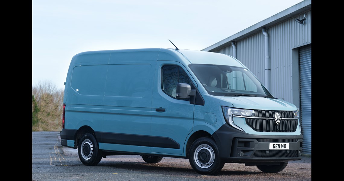 RENAULT MASTER RETAINS ‘LARGE VAN OF THE YEAR’ TITLE AT THE AUTO EXPRESS NEW CAR AWARDS 2026