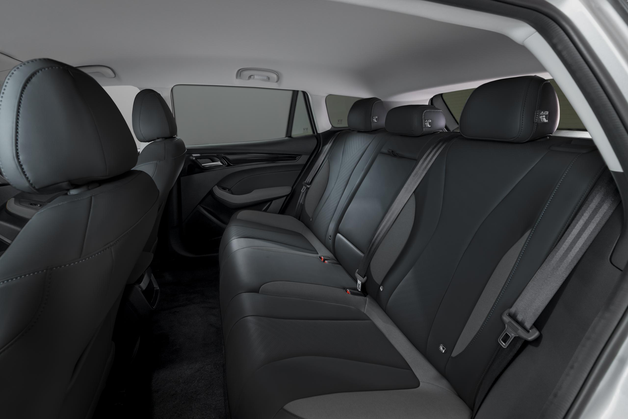 The MG5 EV, but with a Brand-New Facelift | SERE Motors