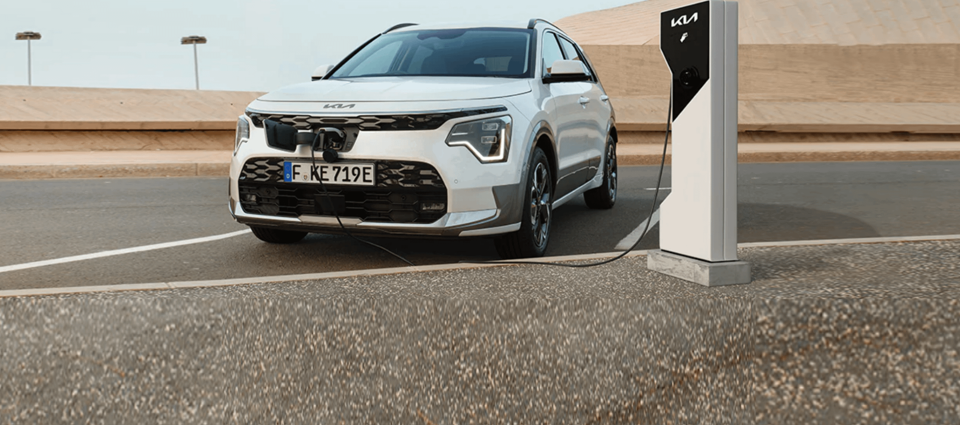 Niro Self-Charging Hybrid New Car Banner