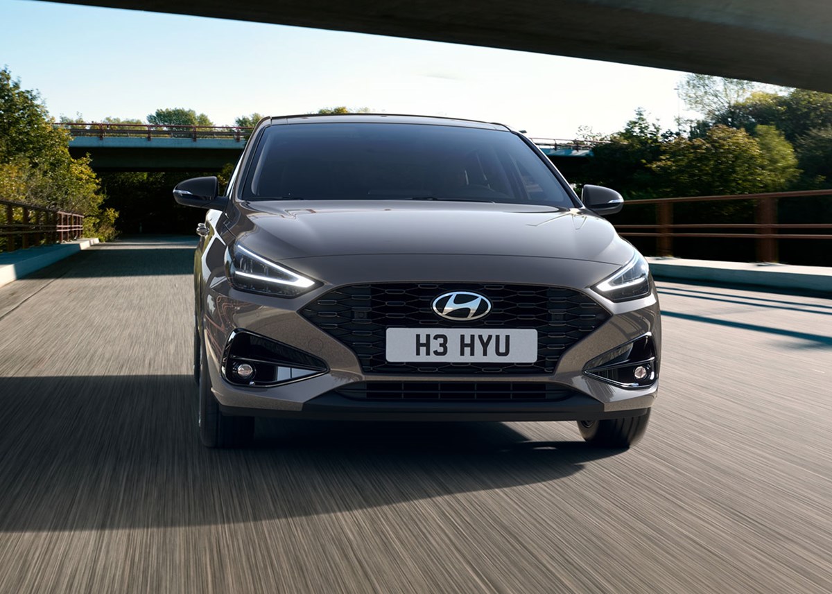 i30