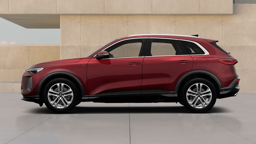 New Audi Q5 SUV e-Hybrid Side View