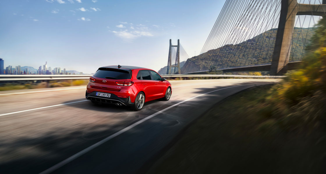 i30