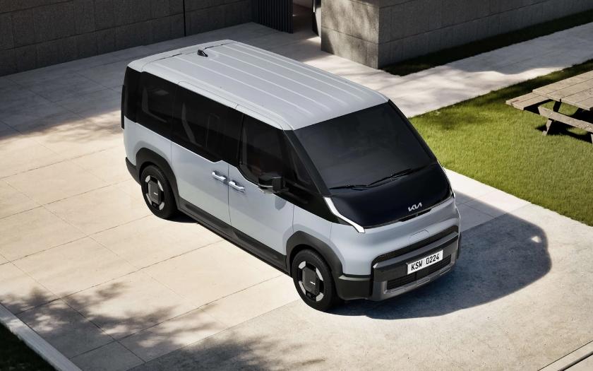 Kia PV5 Passenger Business Contract Hire Offer