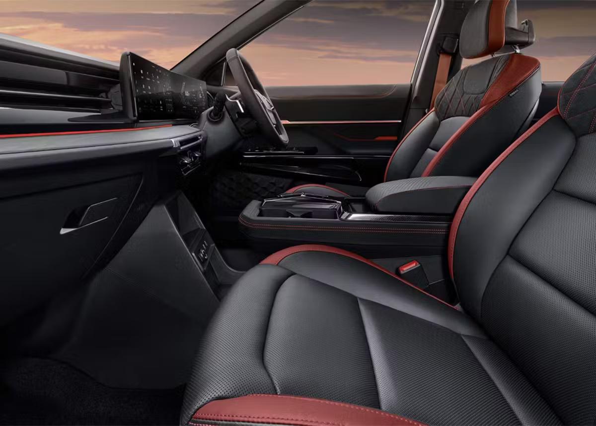 KGM Actyon interior