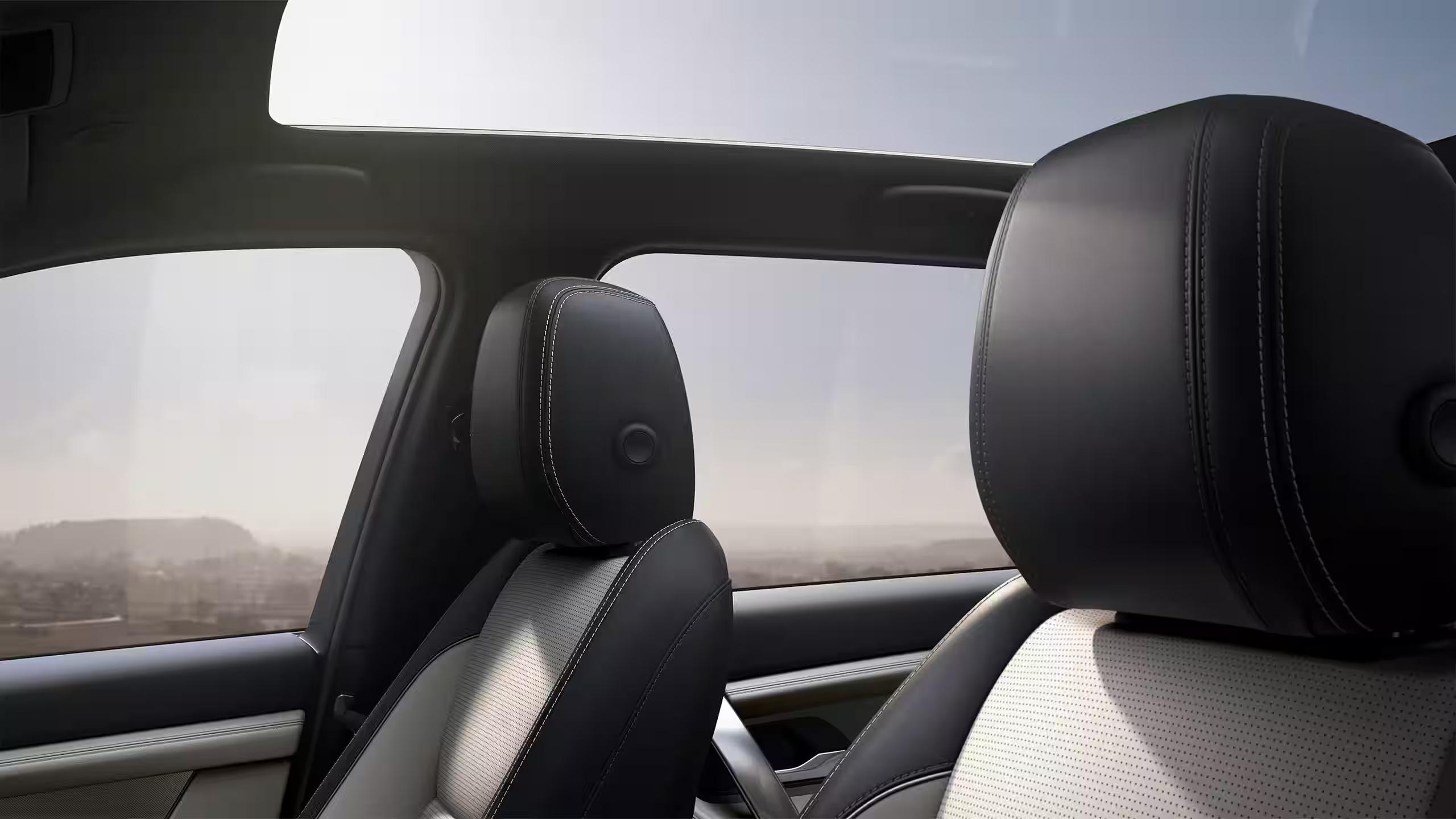 Land Rover Discovery Seats
