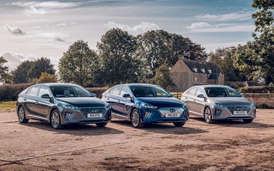 Hyundai IONIQ wins ‘Best hybrid’ at Carbuyer awards