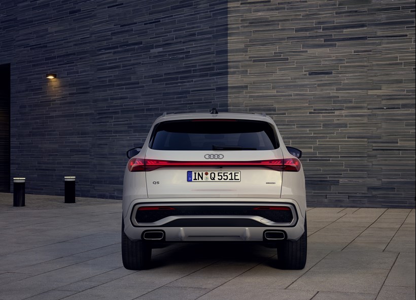 New Audi Q5 SUV e-hybrid