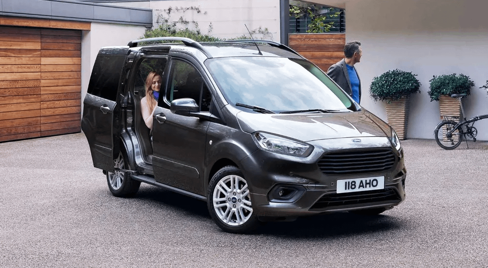 ford tourneo courier hybrid