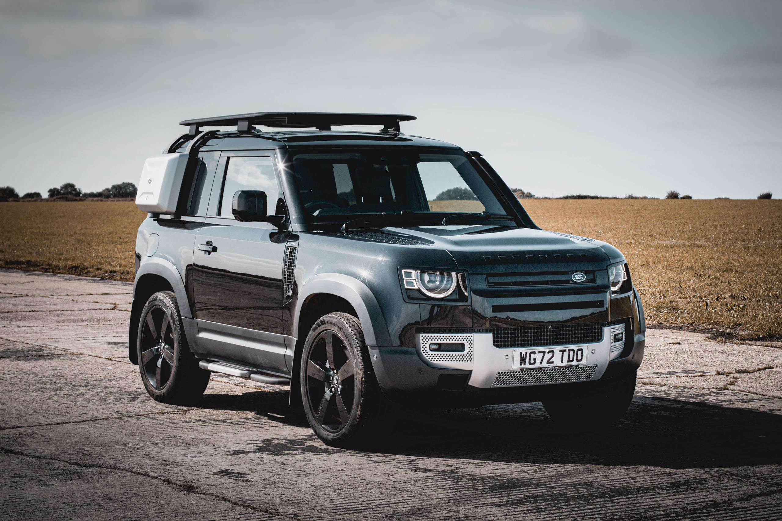 Land Rover Defender 90