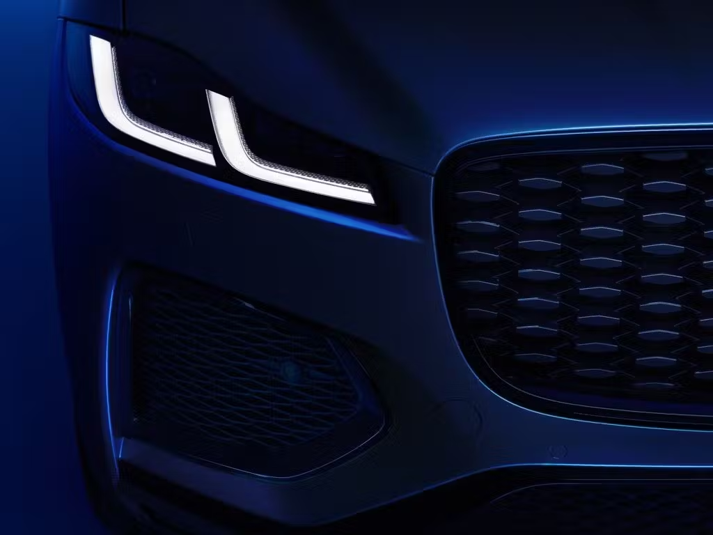Jaguar F-Pace Grille