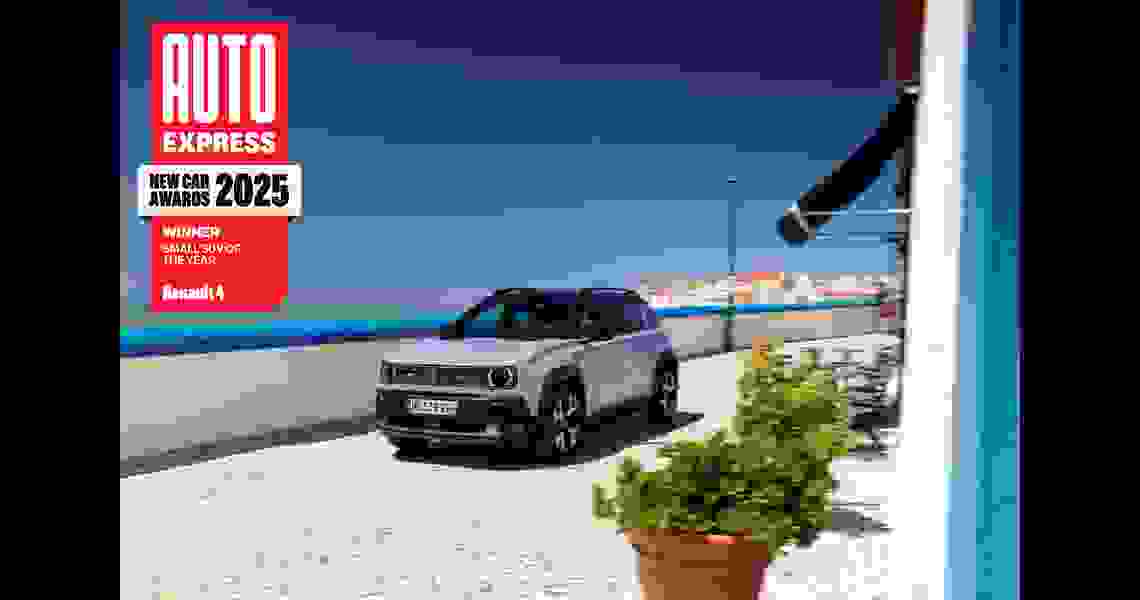 RENAULT 4, RENAULT 5 AND MASTER E-TECH ELECTRIC WIN BIG AT THE AUTO EXPRESS NEW CAR AWARDS 2025