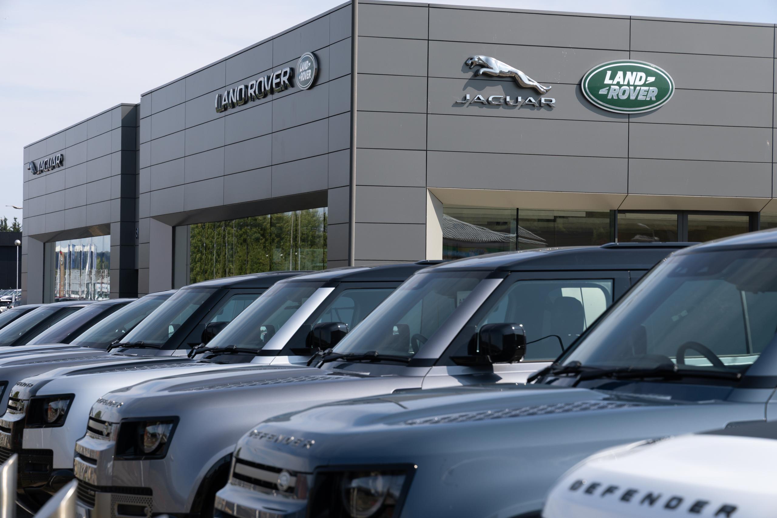 Sinclair Land Rover Jaguar Dealership Exterior