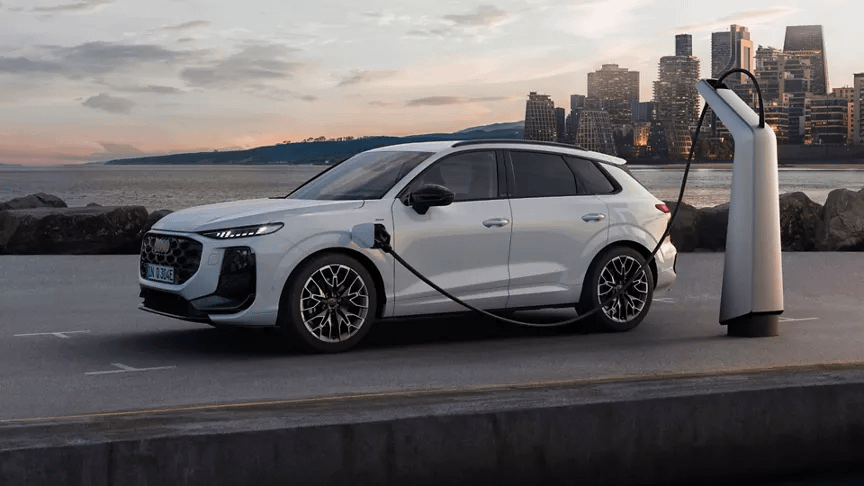 New Audi Q3 SUV e-Hybrid Side View