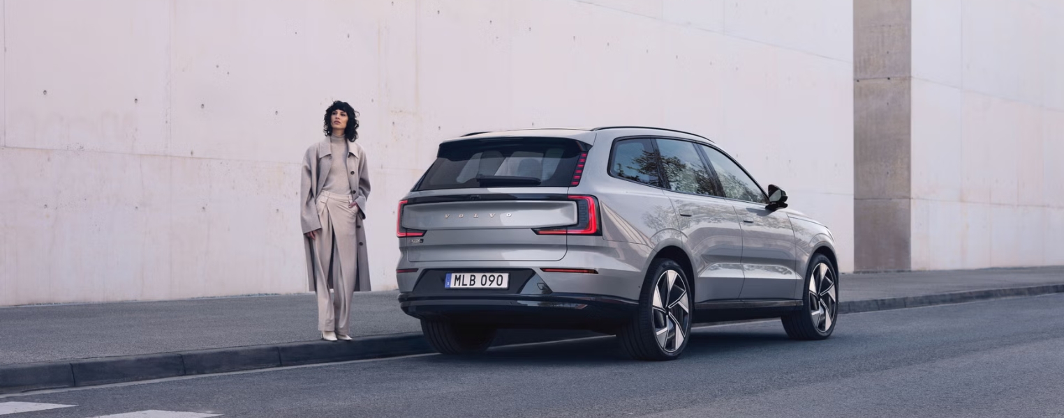 Volvo EX90 Rear Exterior