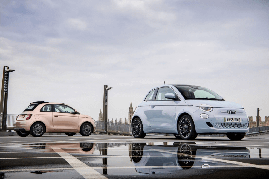ALL-ELECTRIC FIAT 500 WINS BEST SMALL CAR AT THE AUTOCAR AWARDS 2022
