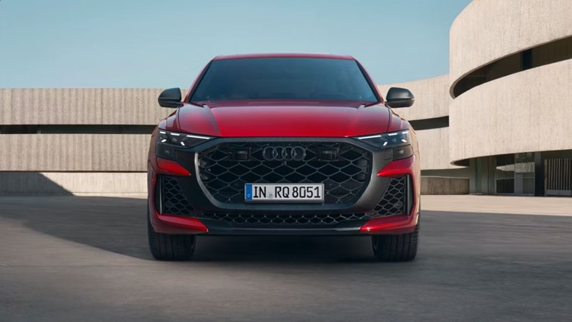 Audi RS Q8 SUV performance