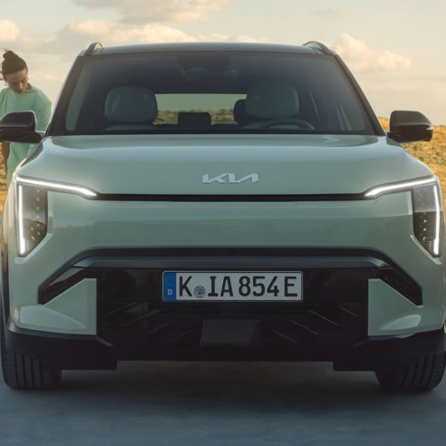 Kia EV3 in Pistachio Green exterior front view