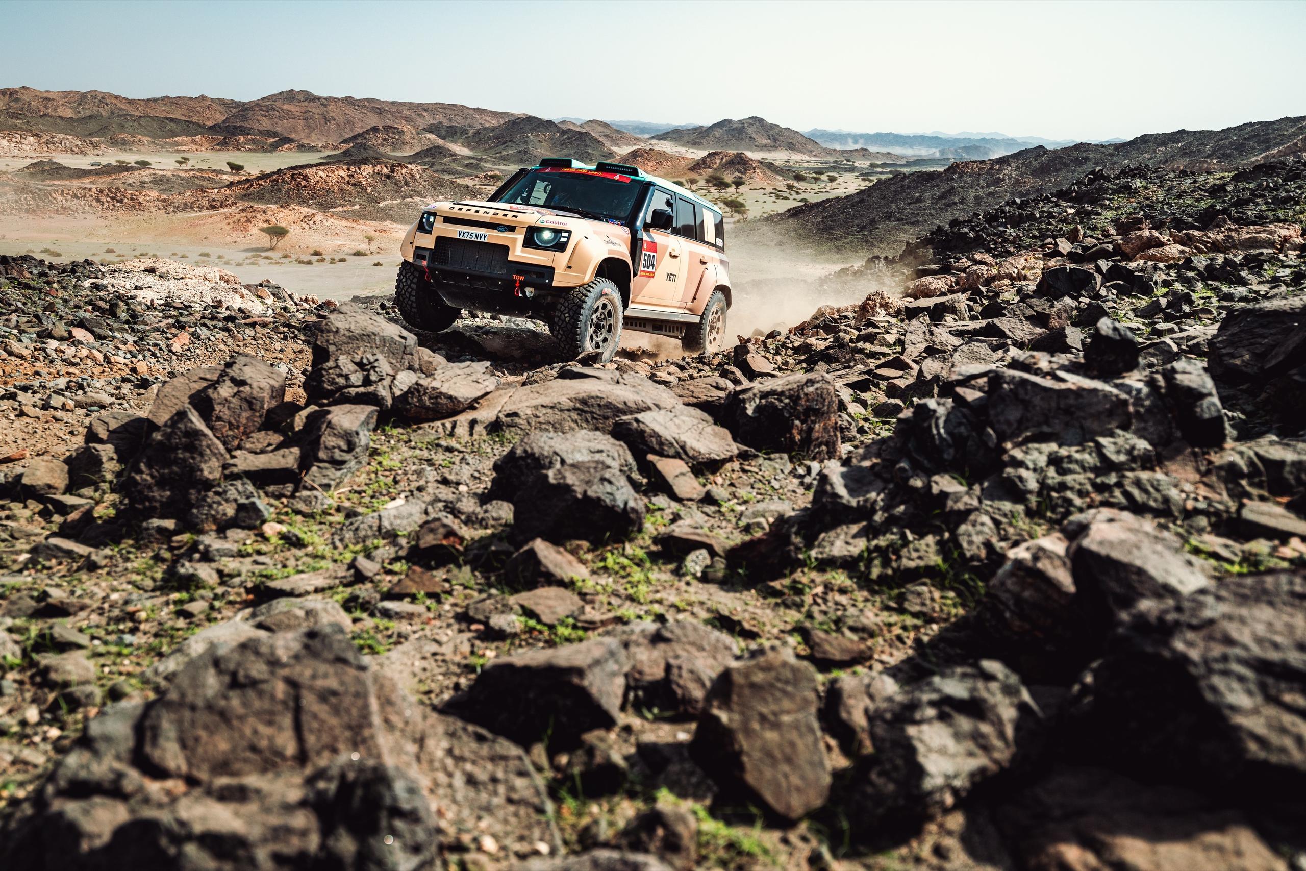 Land Rover Defender on the roccks
