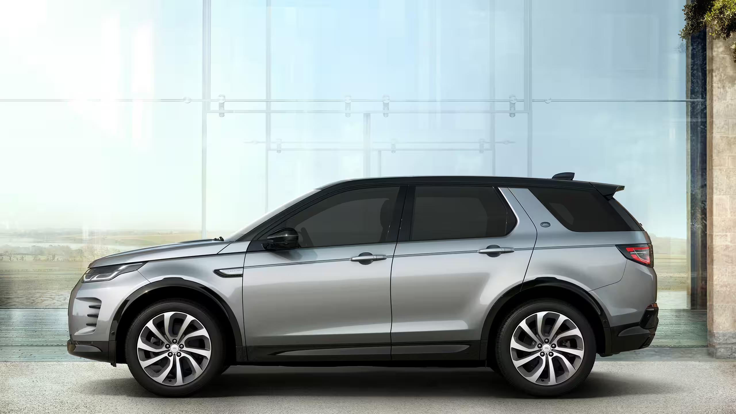 Silver Land Rover Discovery Side View