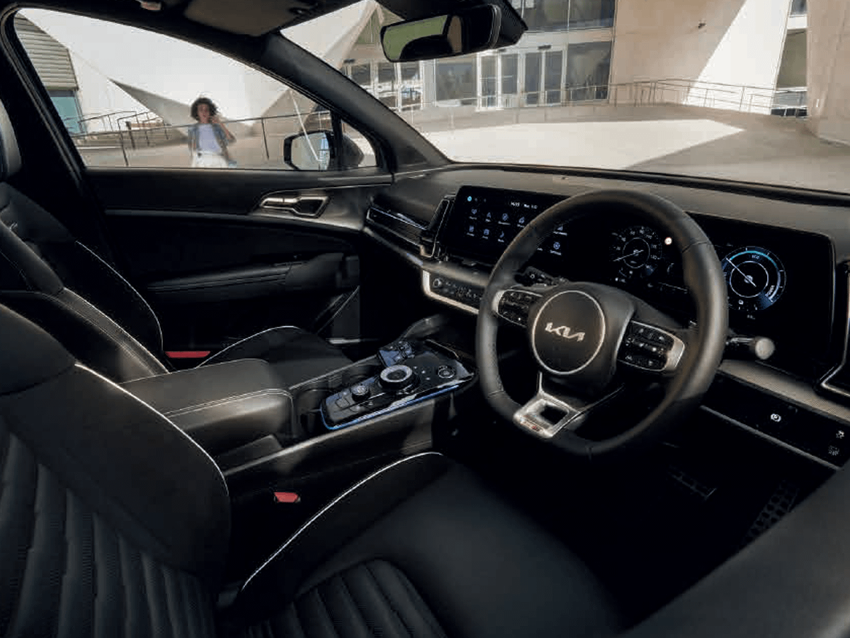 kia sportage black gt-line interior