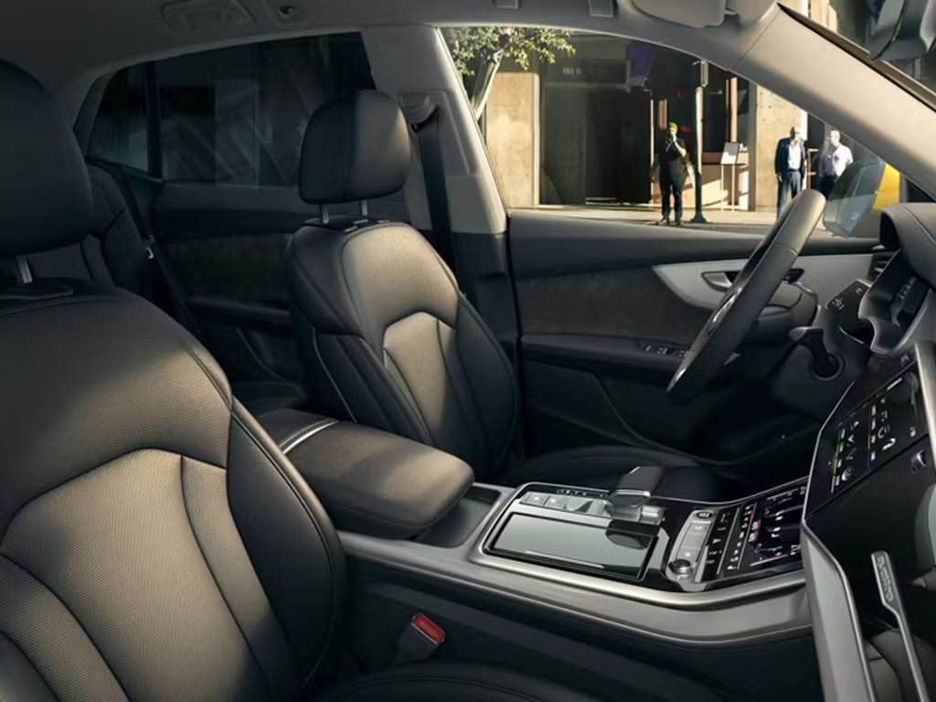 Audi Q8 Interior