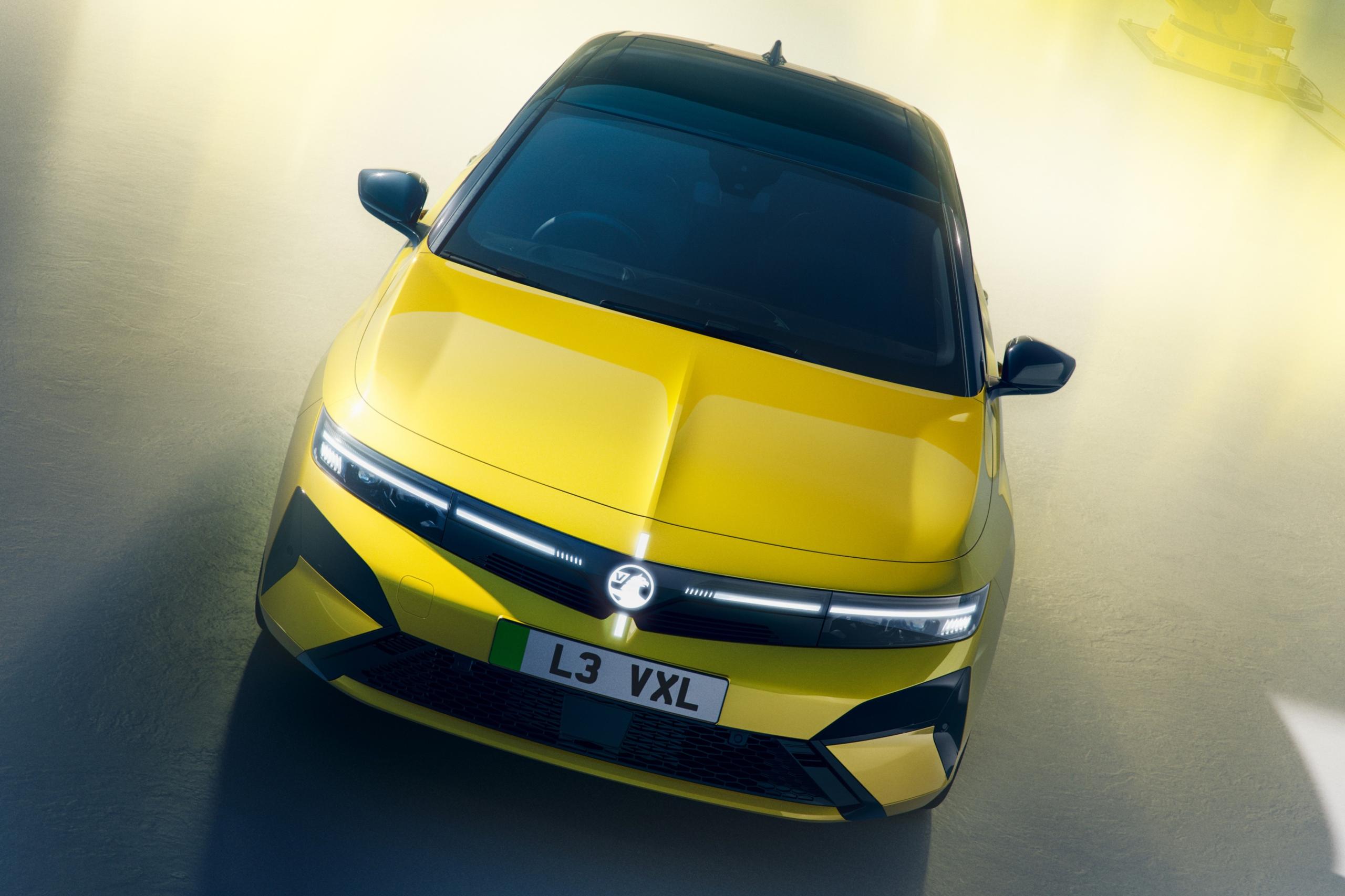NEW Astra Electric - Save up to £4,300