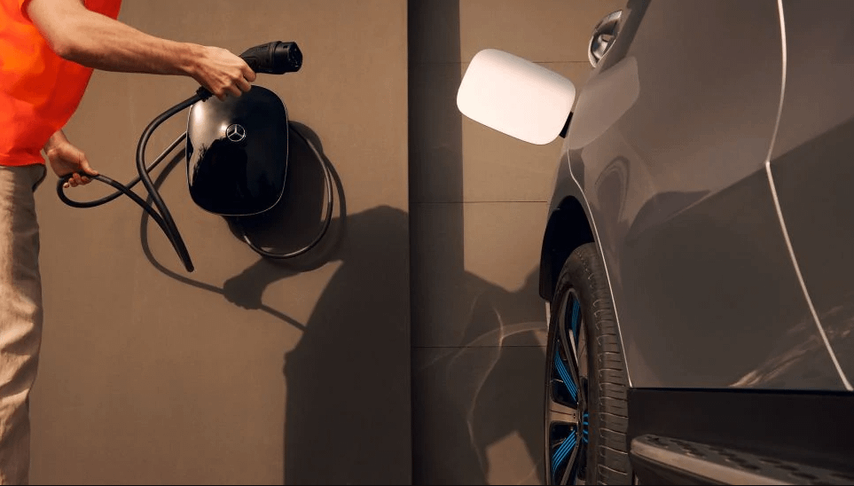 Mercedes EQC charging