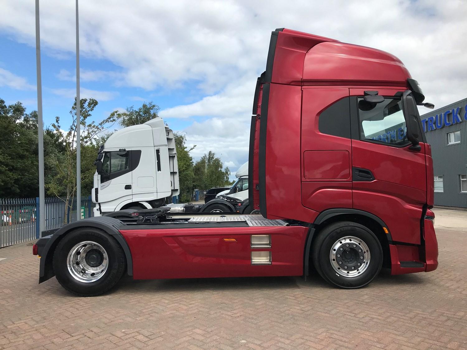 Red IVECO S-Way side view