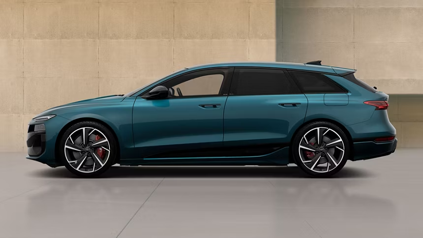 Audi S6 Avant e-tron Side View