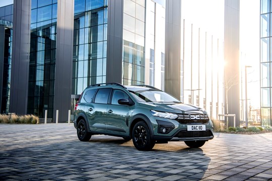 DACIA JOGGER MEANS BUSINESS AS IT WINS 'BEST VALUE CAR' FOR THE SECOND YEAR RUNNING