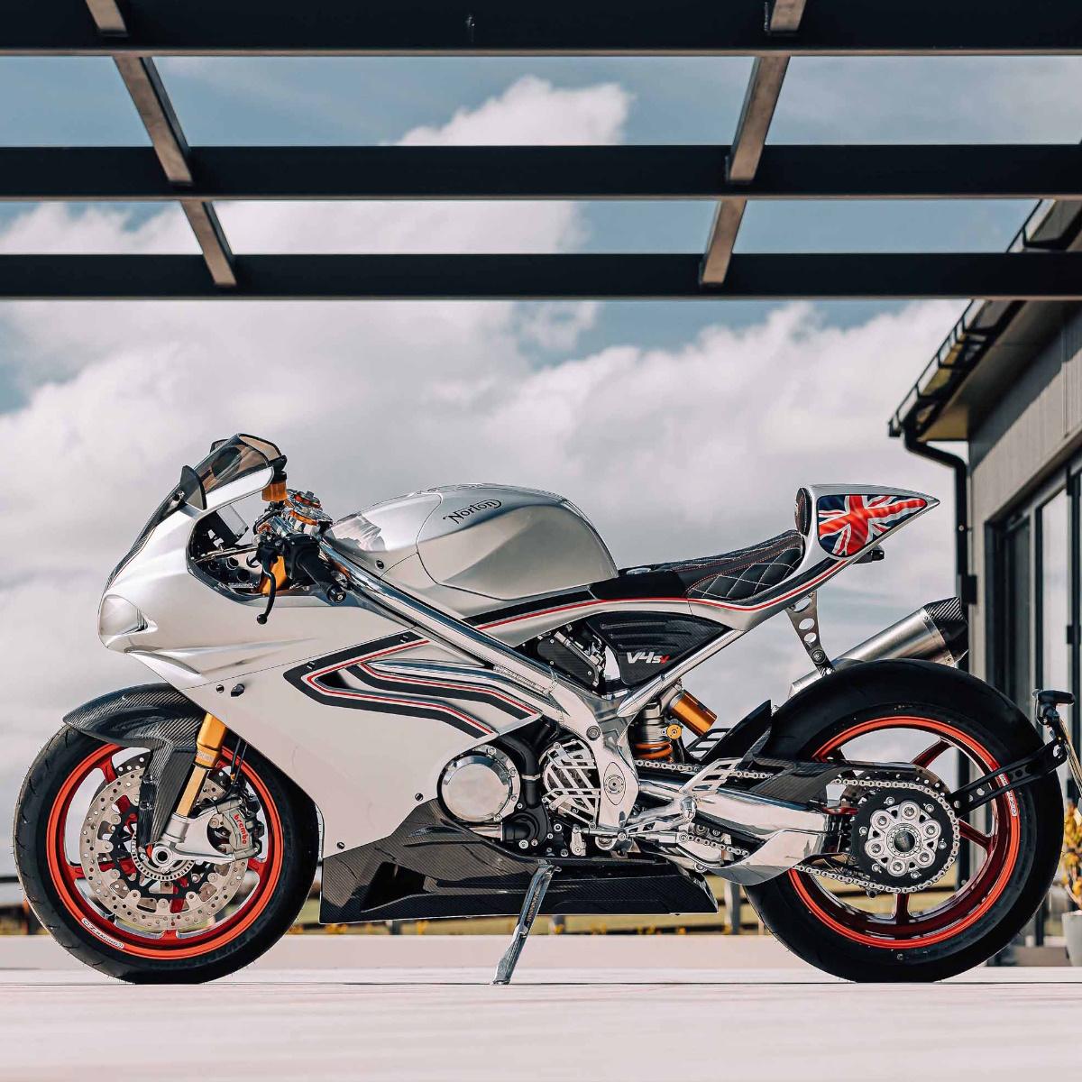 white v4sv
