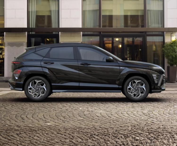 The Hyundai KONA Hybrid gallery image 3