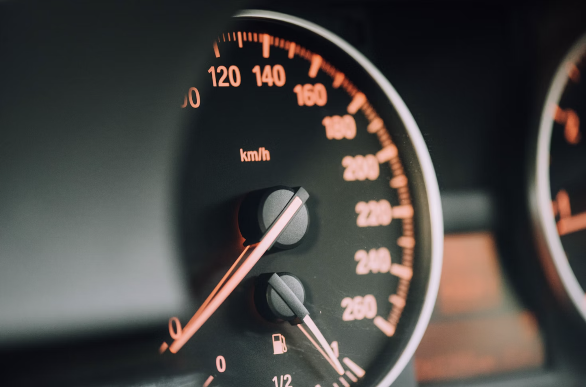 speedometer, speed limit, driving