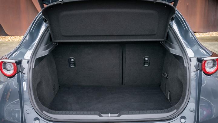 What 4x4 has the Biggest Boot Space? Top 10 Saxton 4x4