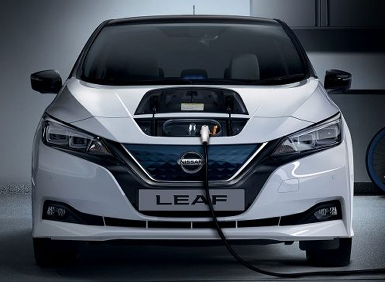 nissan leaf ev