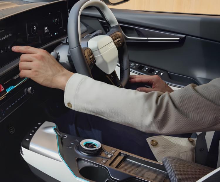 The Kia EV6 gallery image 8